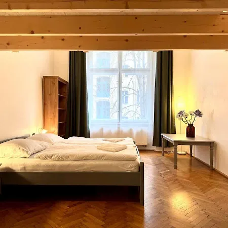 Appartement Family 2bdr In Historical Vinohrady Praag