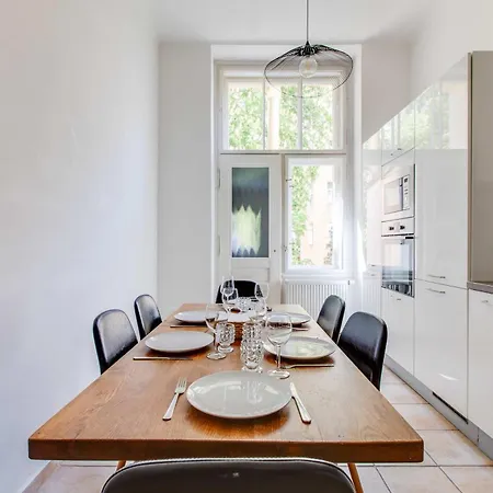 Apartman Family 2bdr In Historical Vinohrady
